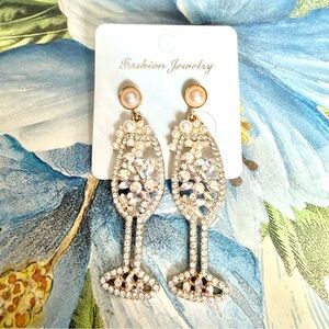 CHAMPAGNE EARRINGS CRYSTAL PEARL BLING ENCRUSTED WINE GLASS DROP POSTS NEW